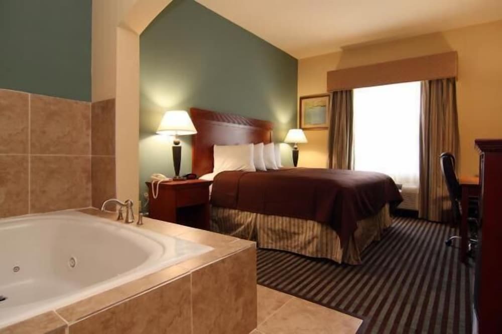 Quality Inn & Suites - Marlin 54/56
