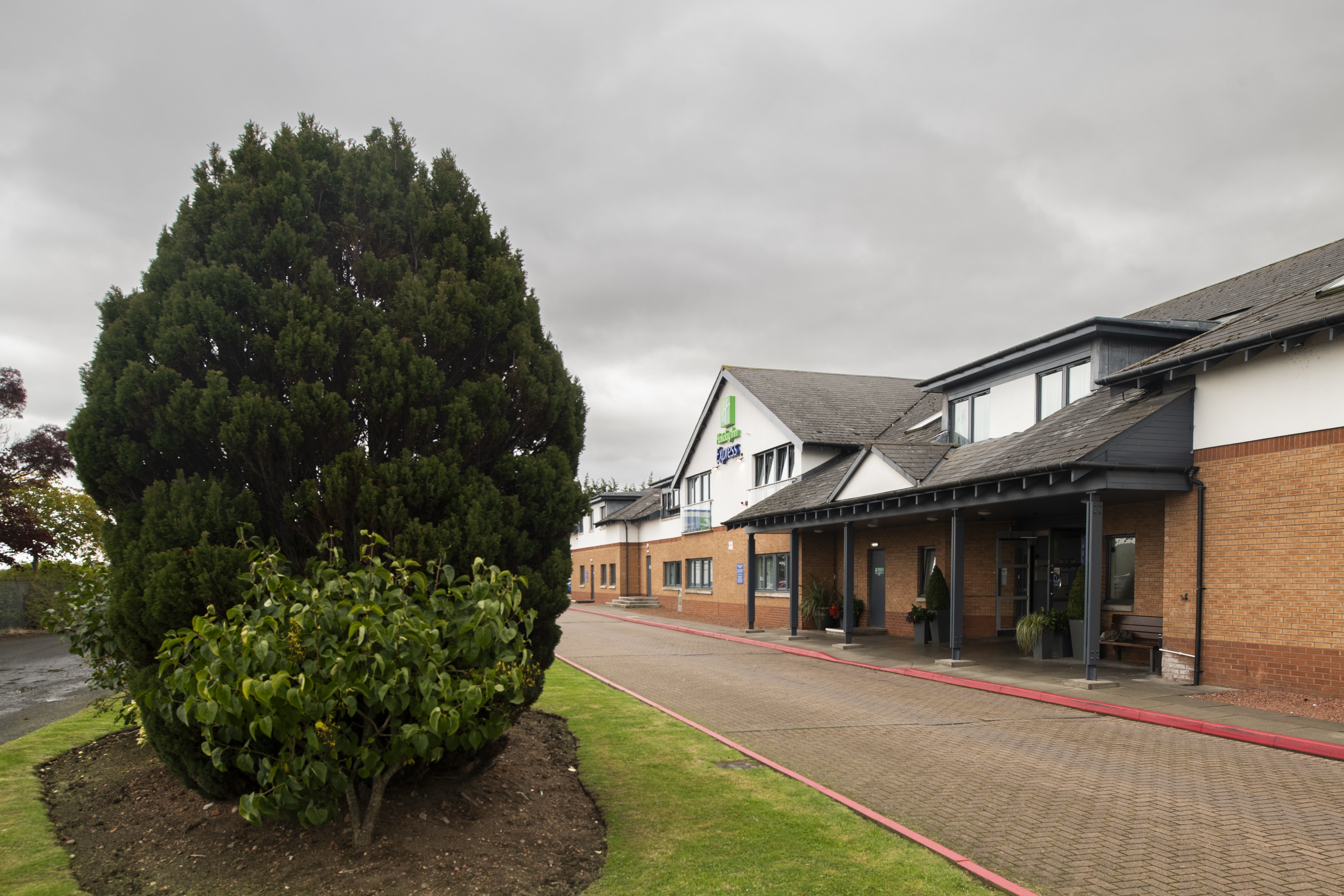Holiday Inn Express Edinburgh Airport Ex Quality Edinburgh Airport 48/53