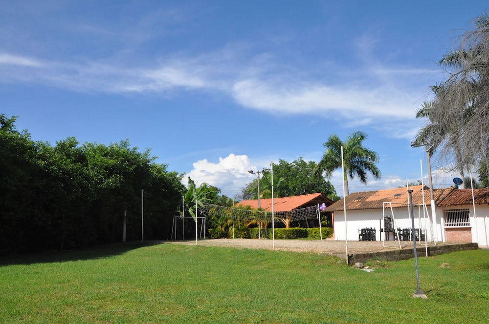 Ayenda Mar Azul Neiva 57/61