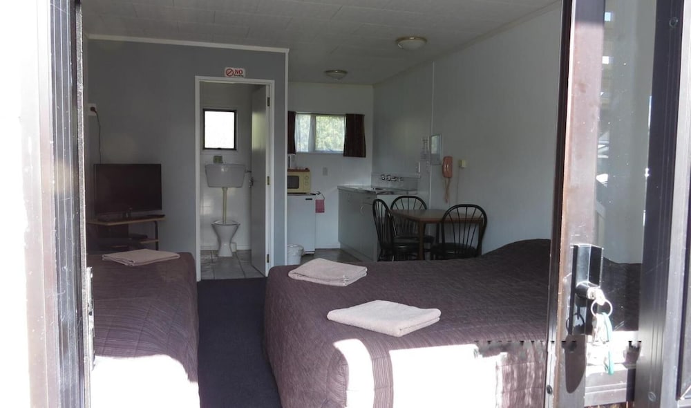 OHAKUNE COURT MOTEL 5/71