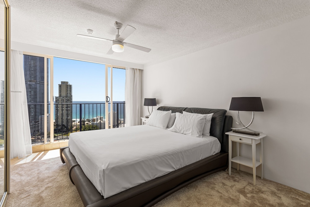2 BEDROOMS, EXECUTIVE, APARTMENT, OCEAN VIEW