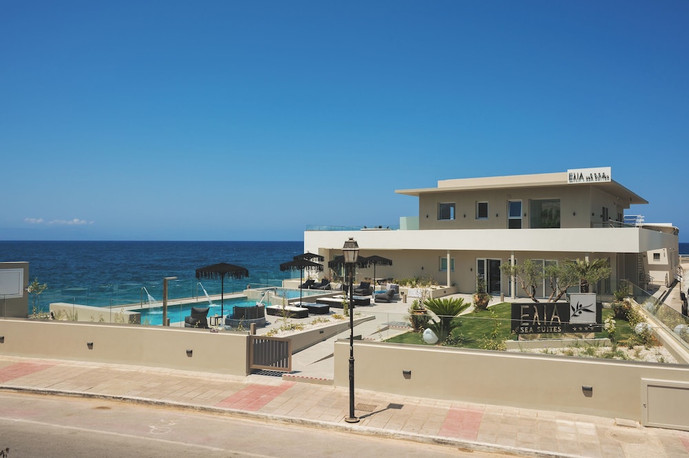 Elia Sea Suites 5/72