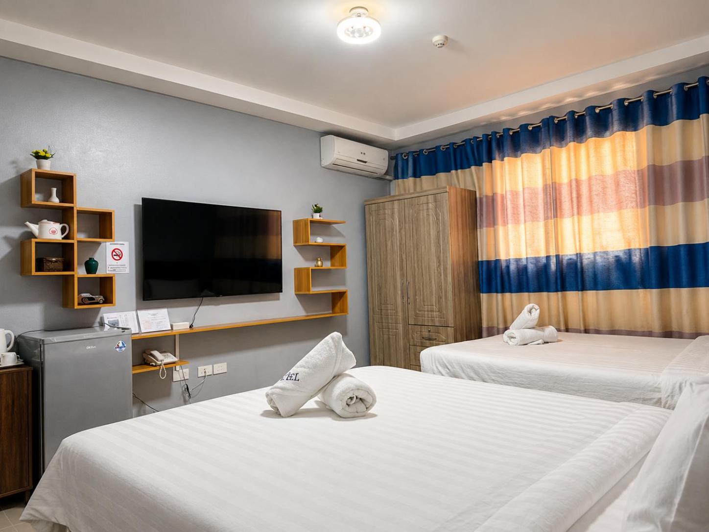 Valentine Park Hotel 15/22