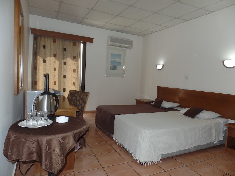 Metropole Hotel 23/55