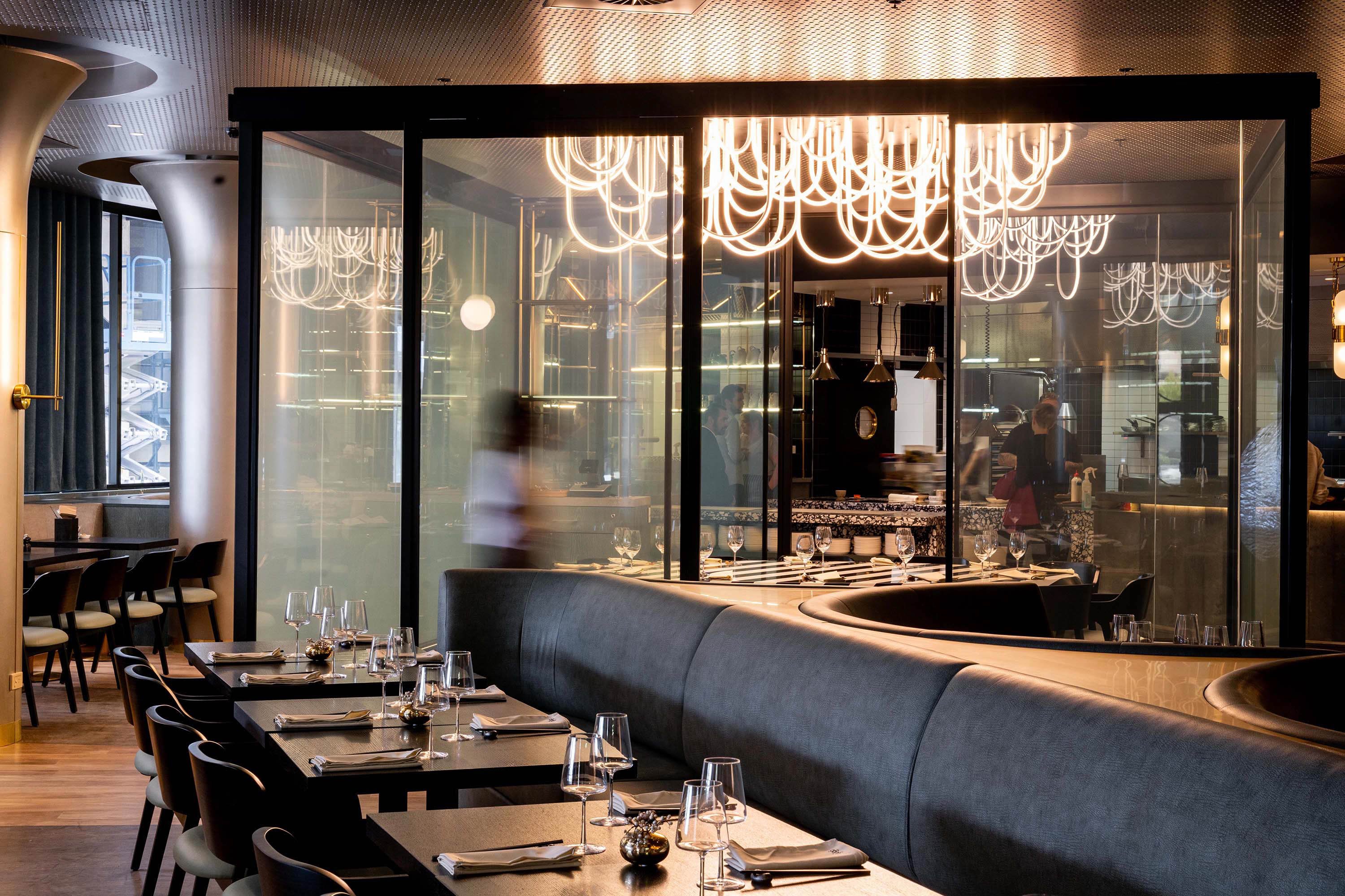 Crowne Plaza Hotel Melbourne 56/72