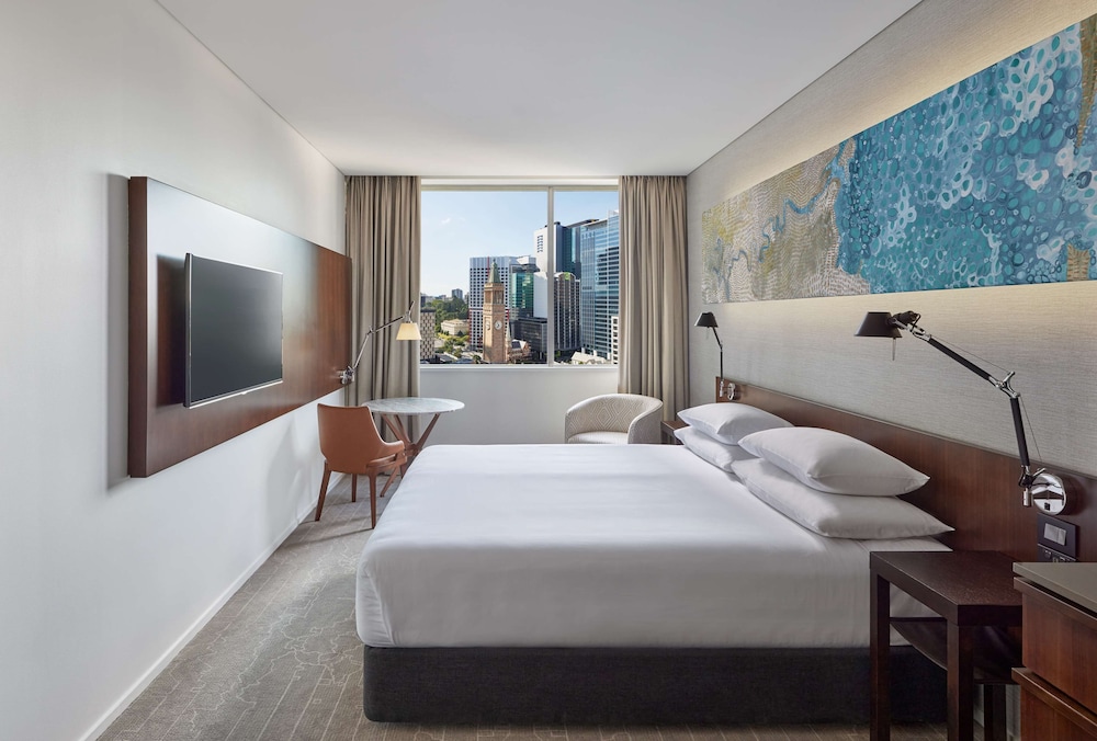ROOM, KING BED, HIGH FLOOR