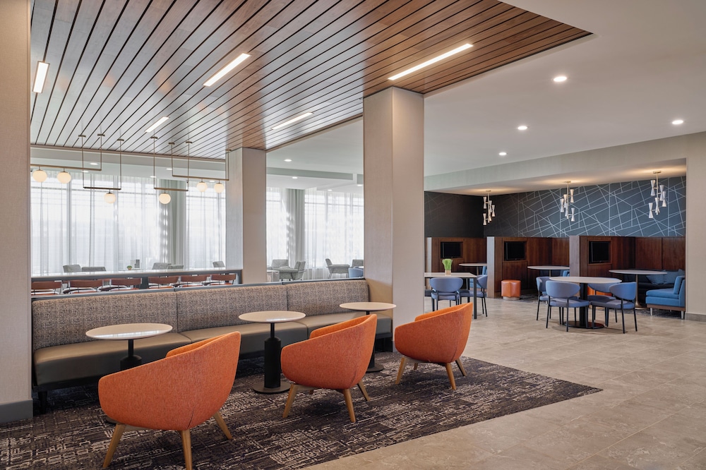Courtyard by Marriott Madison 34/49