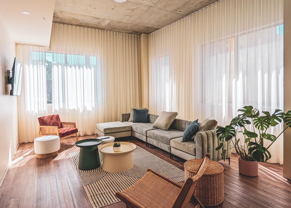 Terminus Hotel 28/50