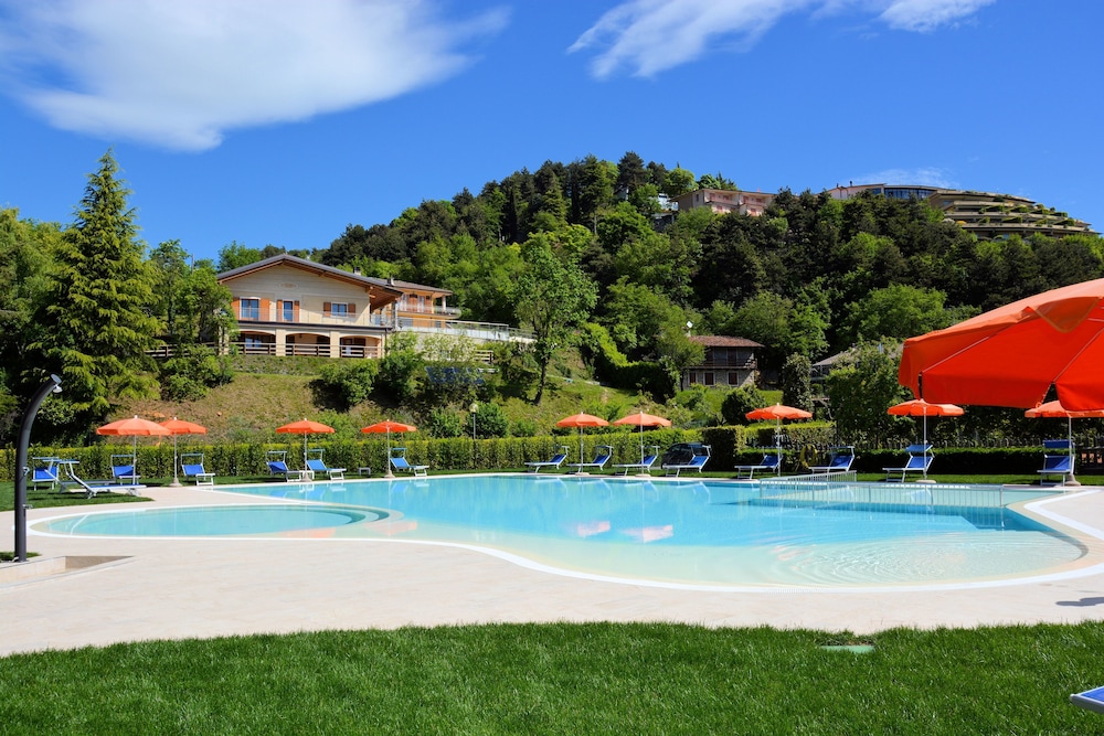 Hotel Pineta Campi 59/90