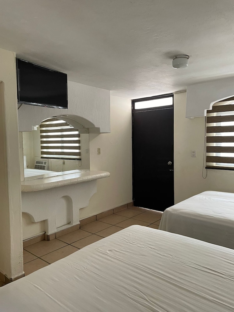 Hotel Vistamar 23/50