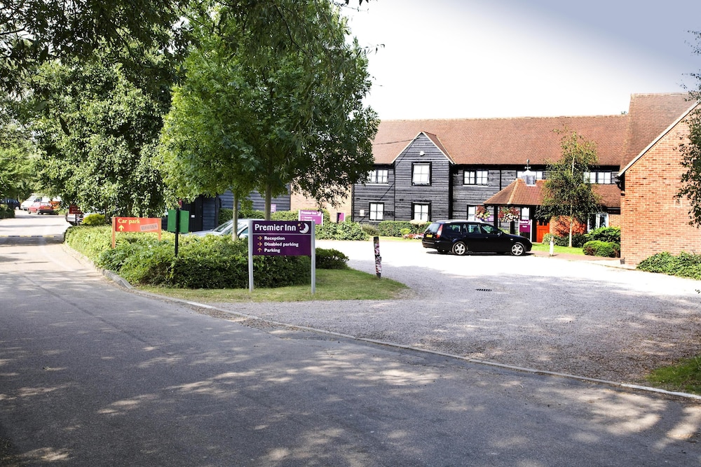 Premier Inn St. Albans/Bricket Wood 27/33