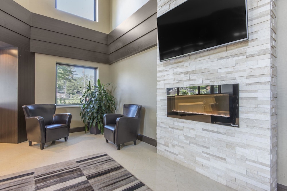 Comfort Inn North Bay 34/44