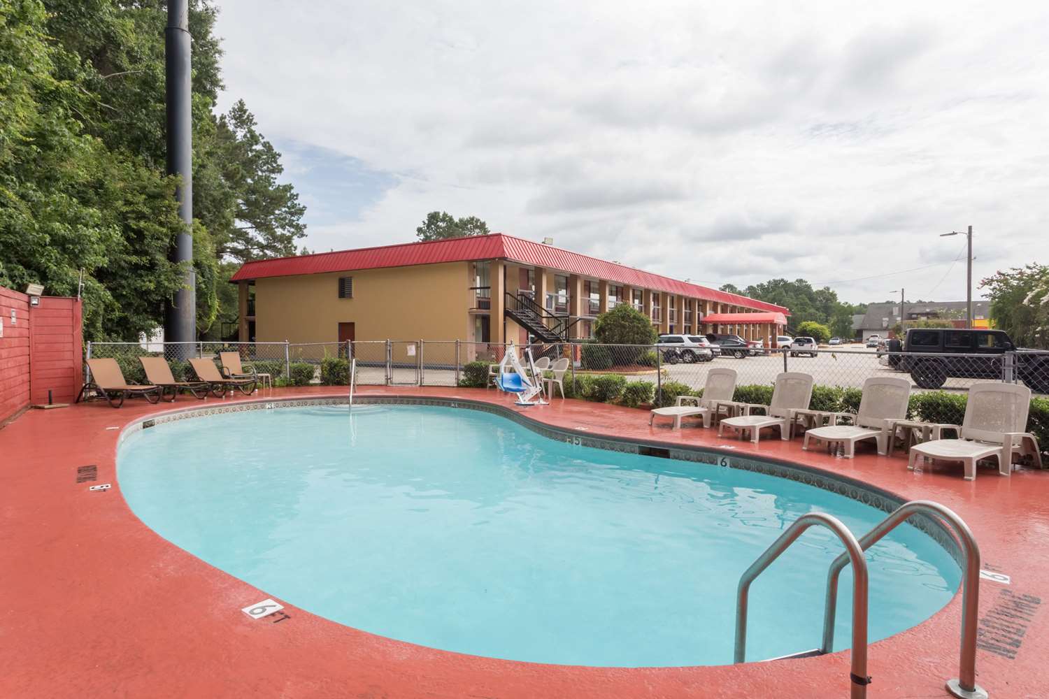 Travelodge By Wyndham Savannah Area/Richmond Hill 14/19
