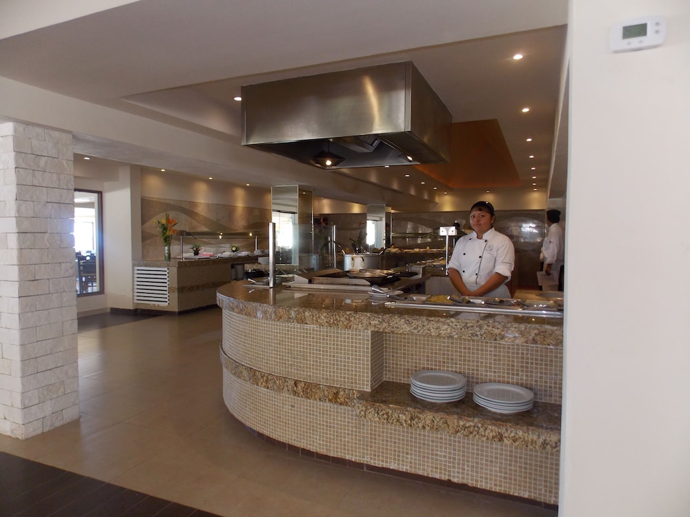 Ocean Spa Hotel Cancun All Inclusive 11/73