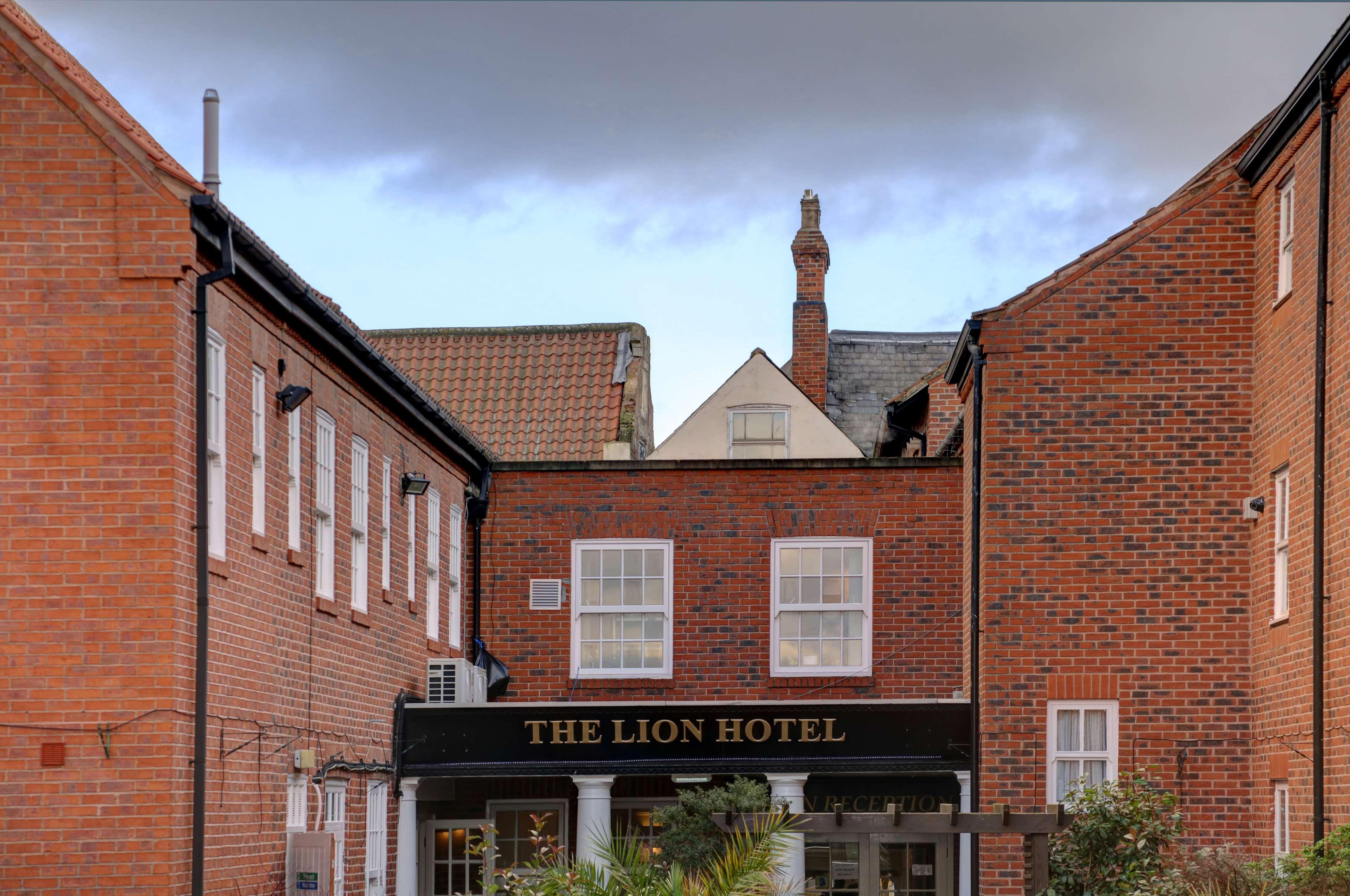 The Lion Hotel 5/45