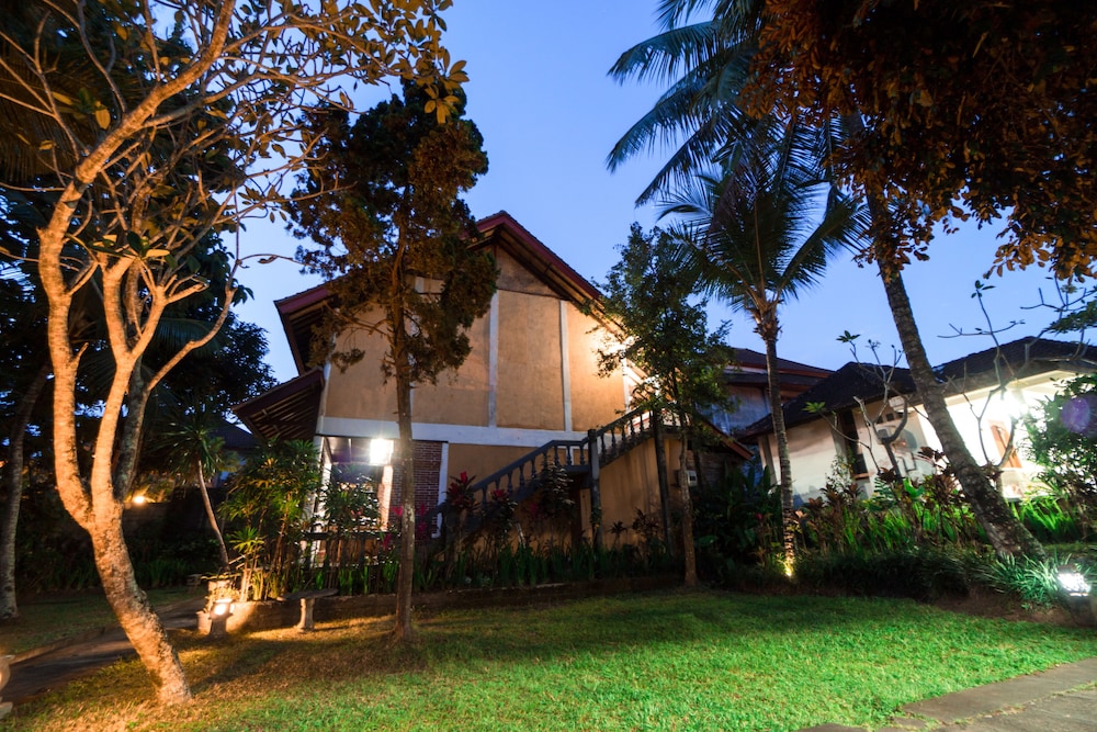 Argasoka Bungalows 3/77