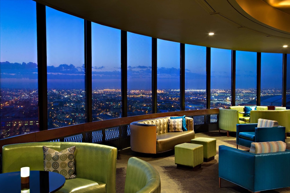 Hyatt Regency Phoenix 24/50