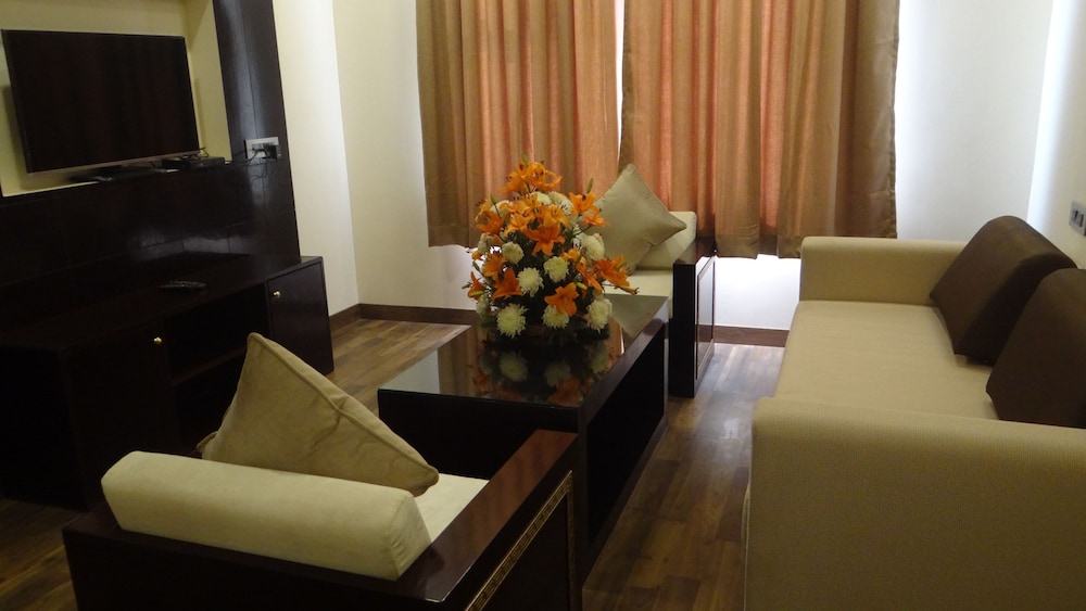 The Legend Hotel 20/29