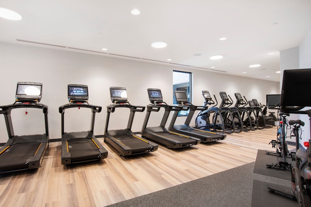 Sheraton Chapel Hill Hotel 20/50
