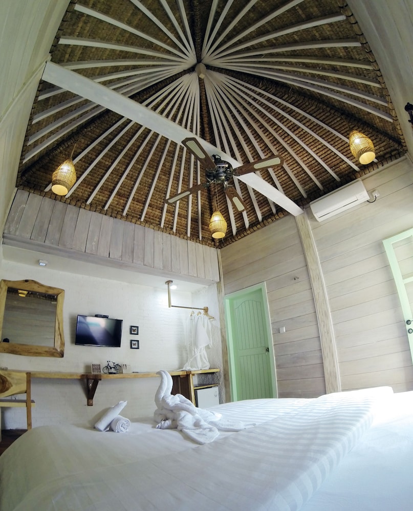 Gili Breeze Tropical Bungalows 48/58