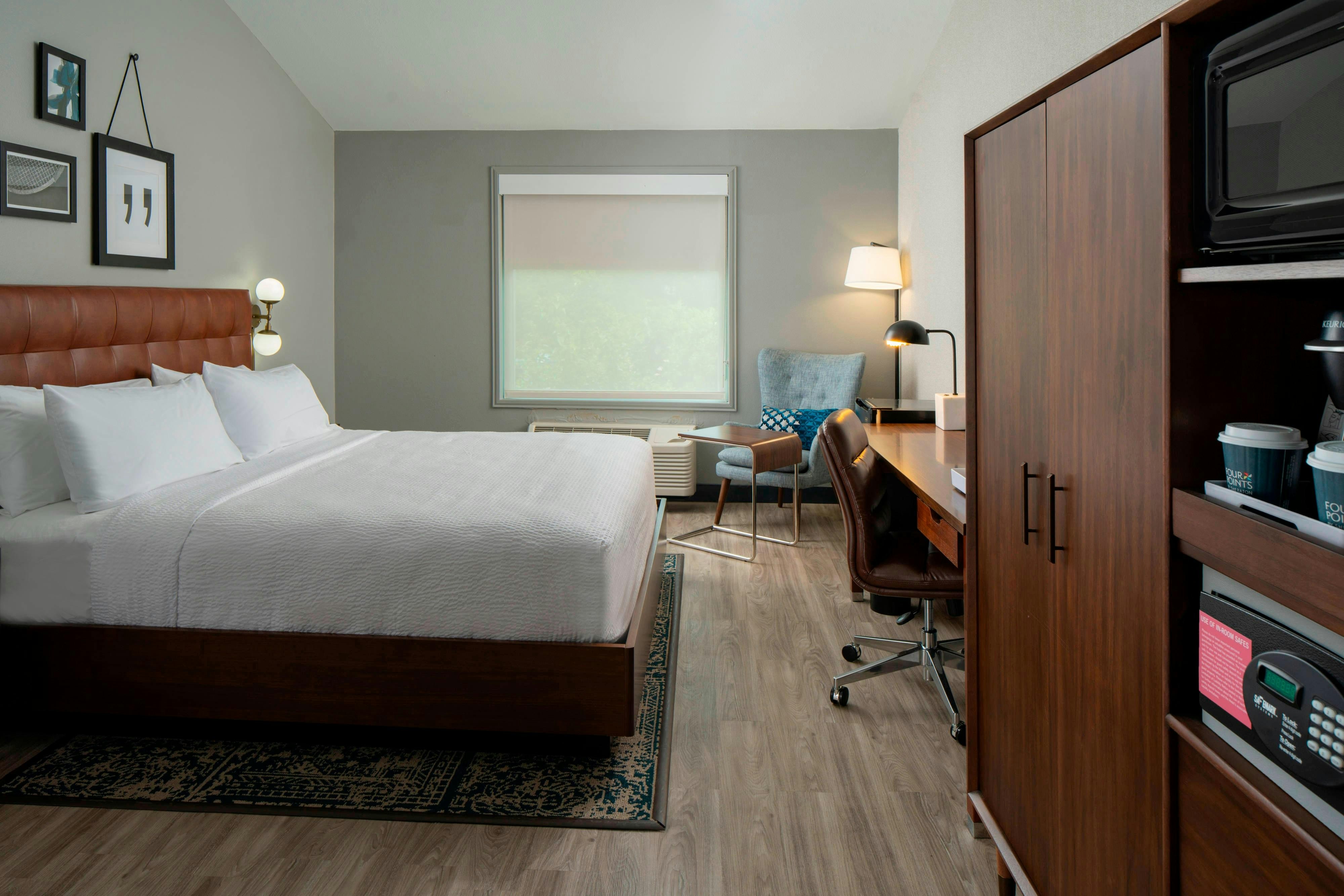 Room, King Bed