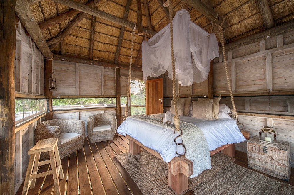 Pondoro Game Lodge 25/66