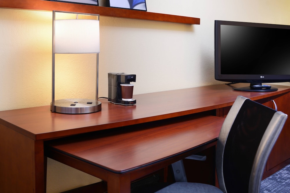 SureStay Plus by Best Western Oklahoma City Airport 42/55