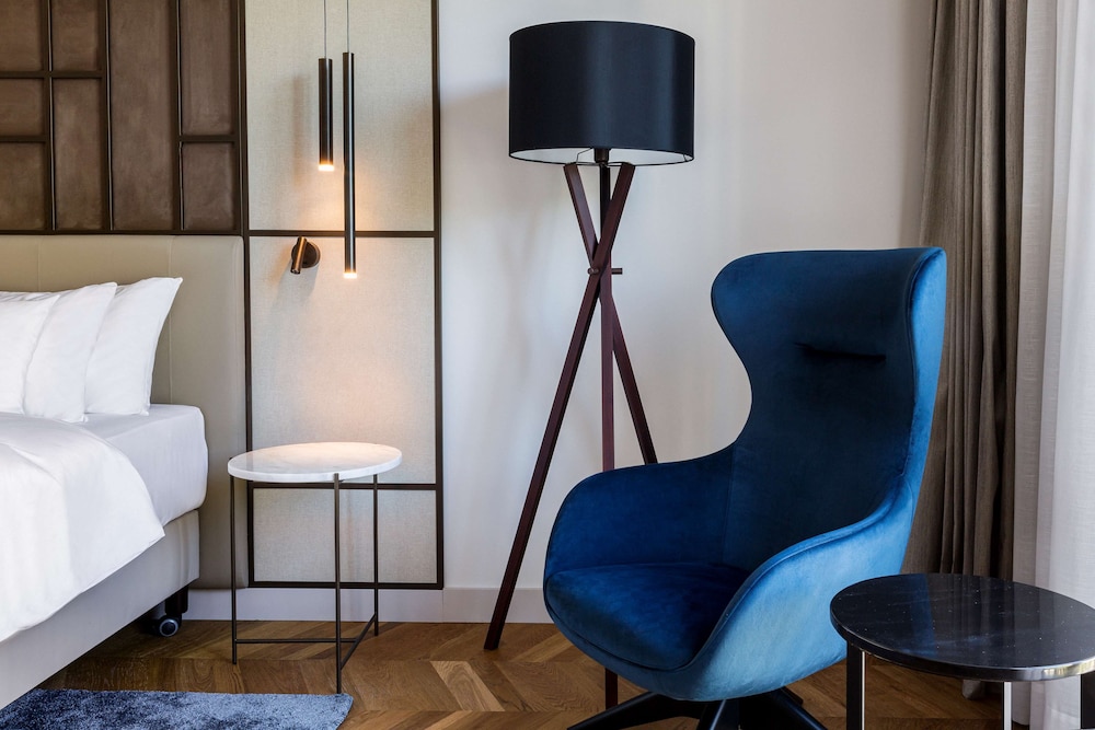 Radisson Collection Hotel, Magdalena Plaza Sevilla 64/73