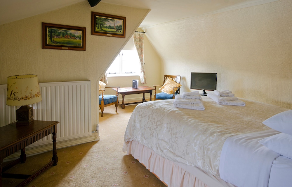 The Abbey Hotel 16/50