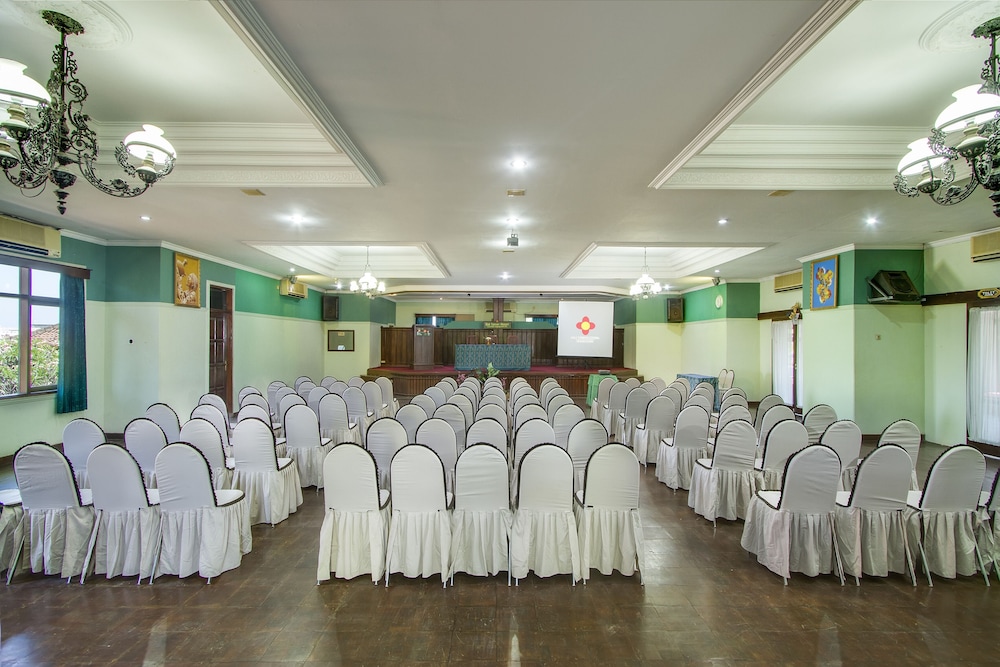 Bali Taman Lovina Beach Resort & Spa 38/50