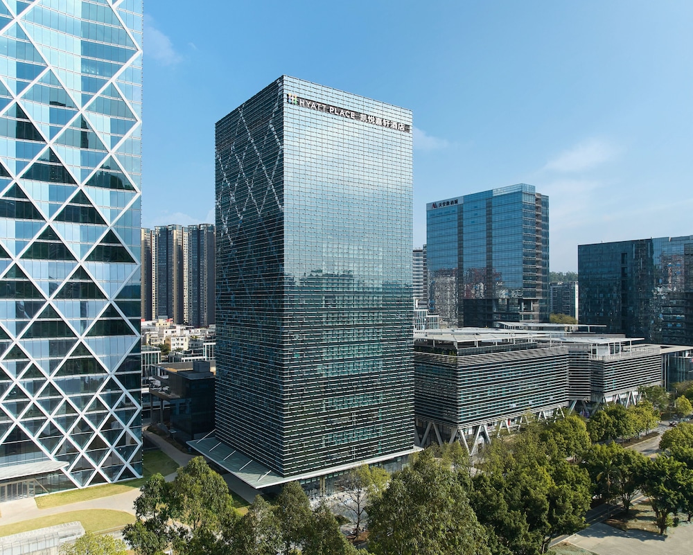 Hyatt Place Shenzhen Longgang 3/42