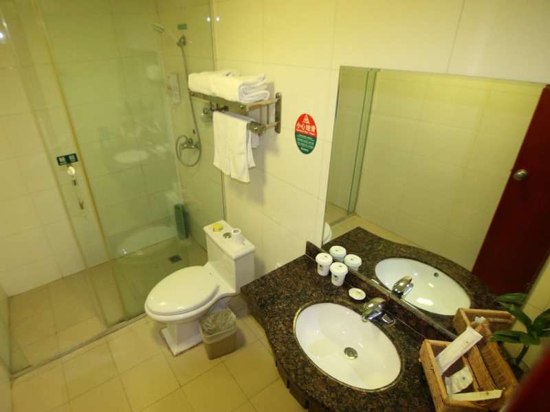 Greentree Inn Luoyang West Zhongzhou Road Business 39/44