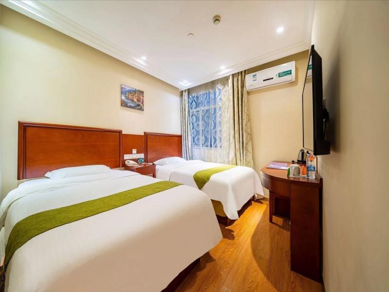 GreenTree Inn Shanghai East Xietu Road Jiuyuan Express Hotel 27/47