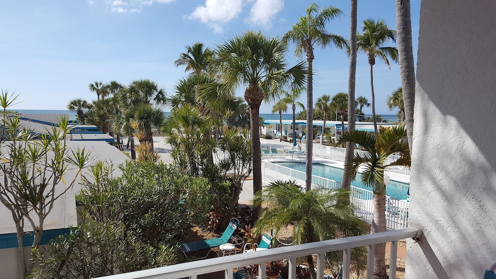Sea Club I Beach Resort 58/66