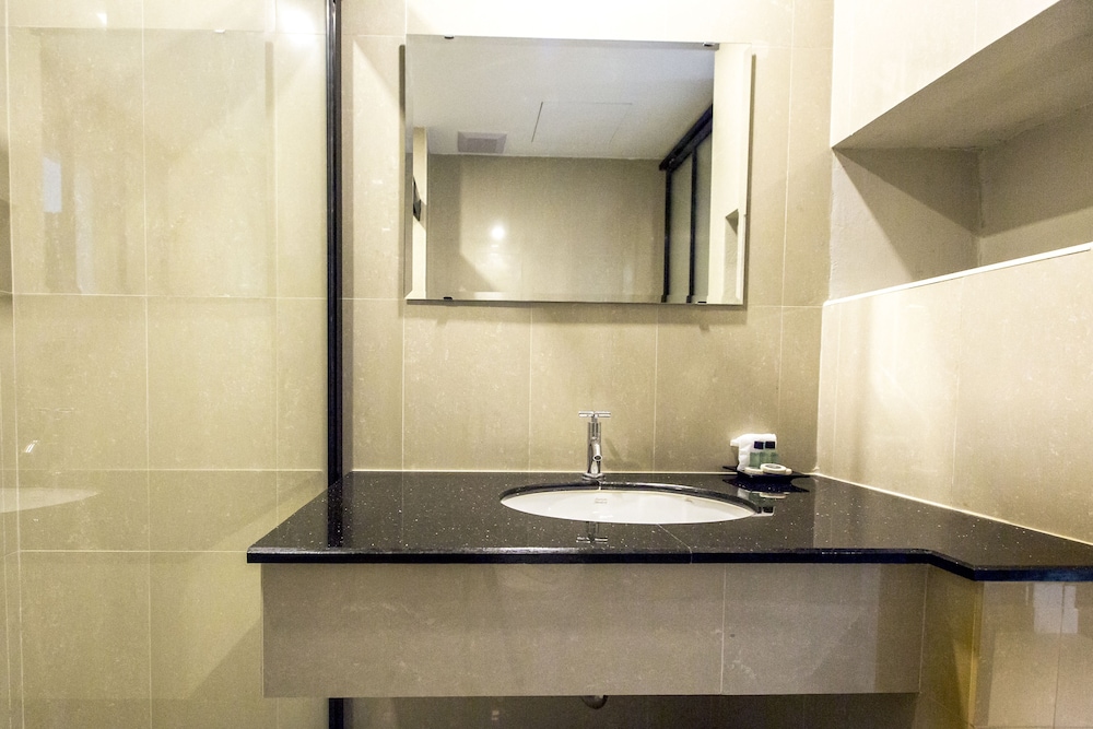 V Hotel Ubon Ratchathani 23/45
