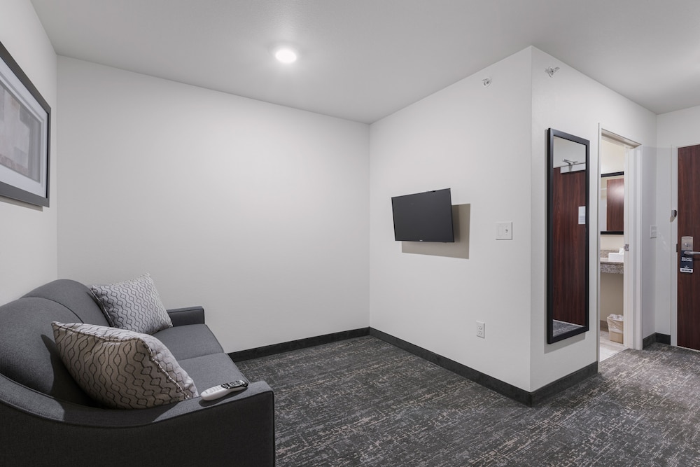 Comfort Inn & Suites Morgan - South Ogden 46/63