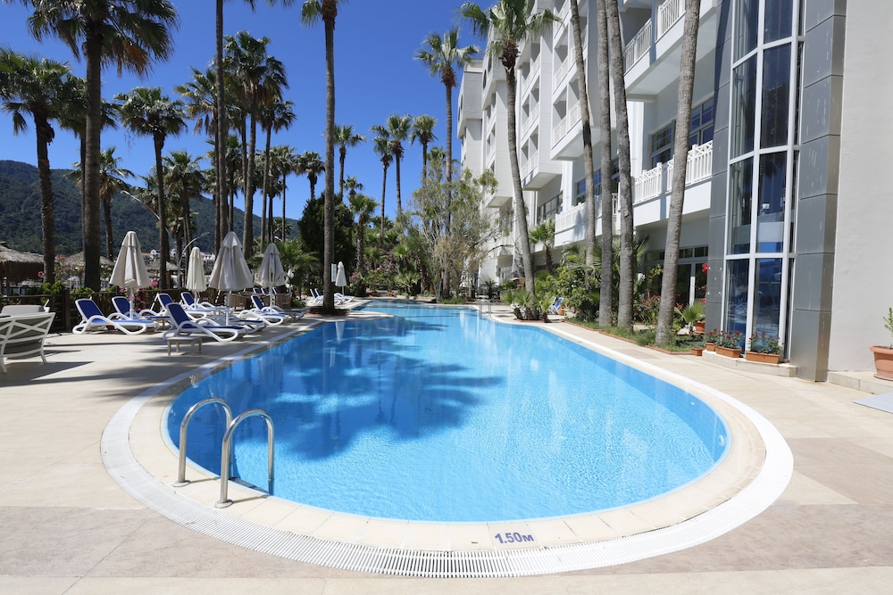 Quadas Hotel - Adults Only 61/63
