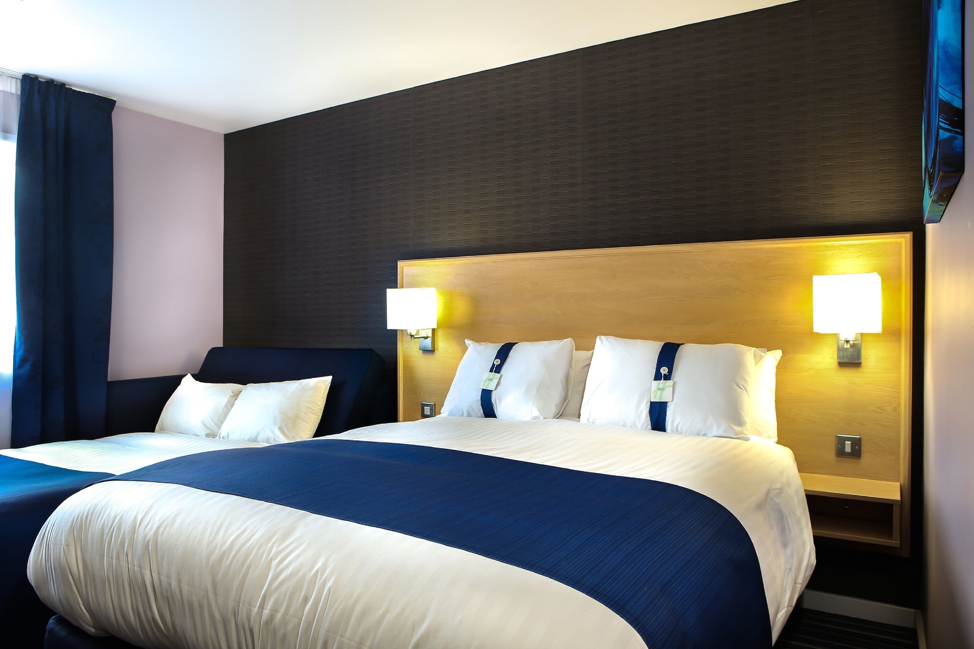 STANDARD, DOUBLE BED