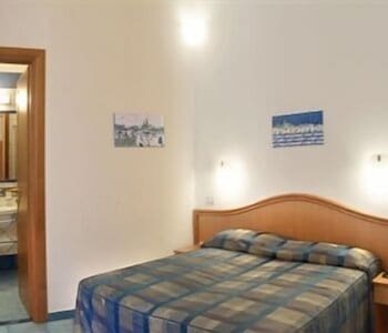 HOTEL FLORIDIANA 22/63