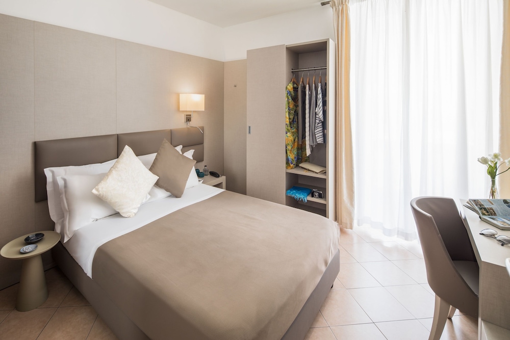 ECONOMY, DOUBLE BED, BALCONY