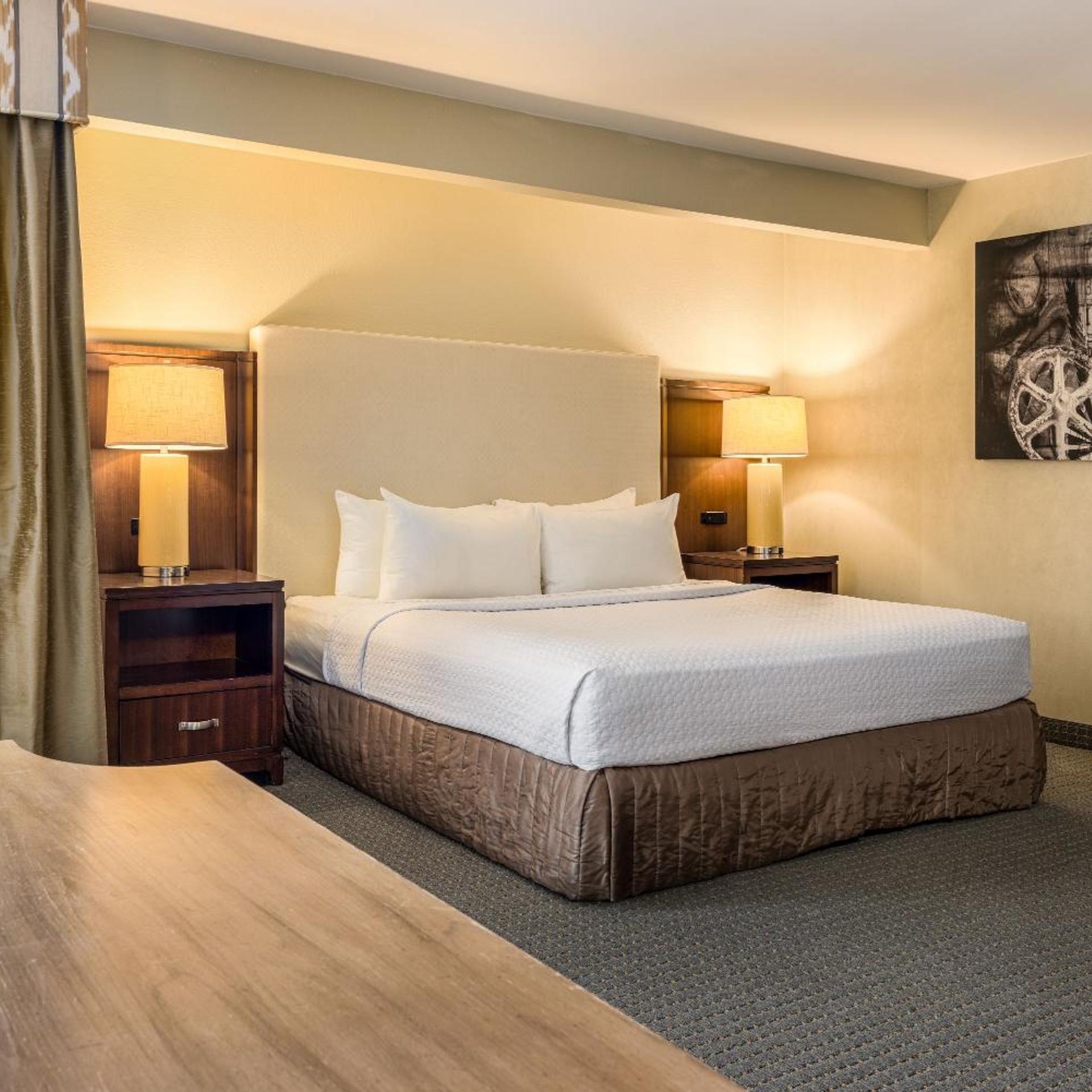 1 Bedroom, Executive, Suite, King Bed