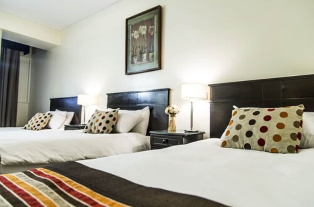 Mendoza Hotel 16/66