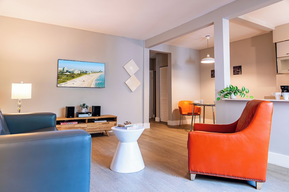 Beachside All Suites Hotel 20/38