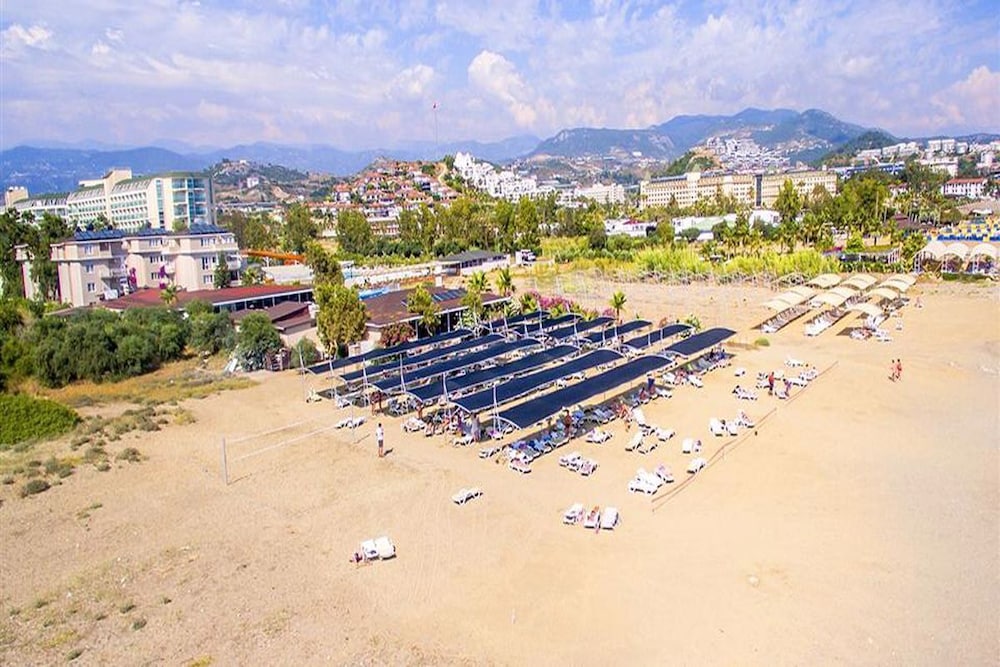 Club Wasa Holiday Village 37/50