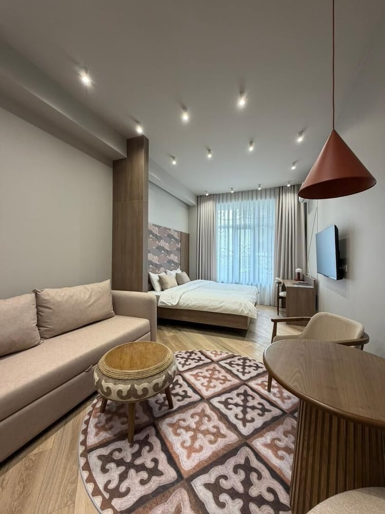Bugu Hotel 30/46