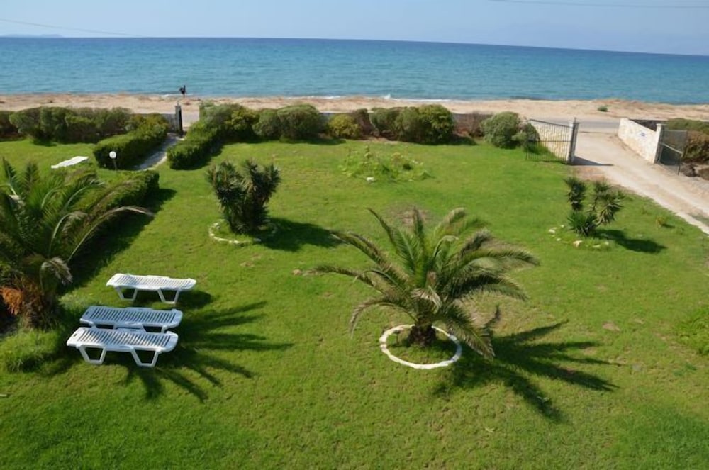 Elli Beach Apartments and Studios 37/50