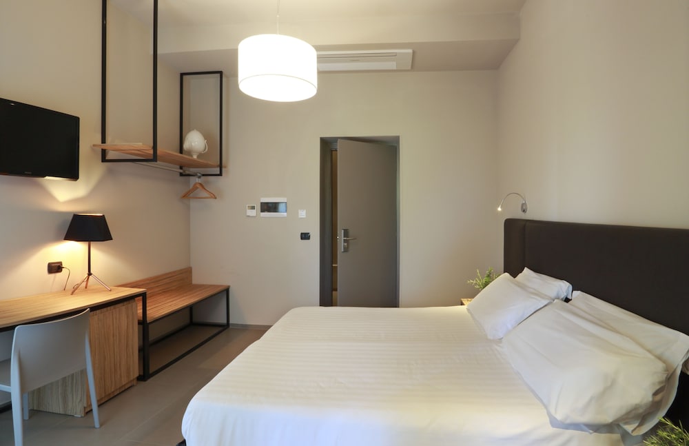 Hotel Aloisi 9/50