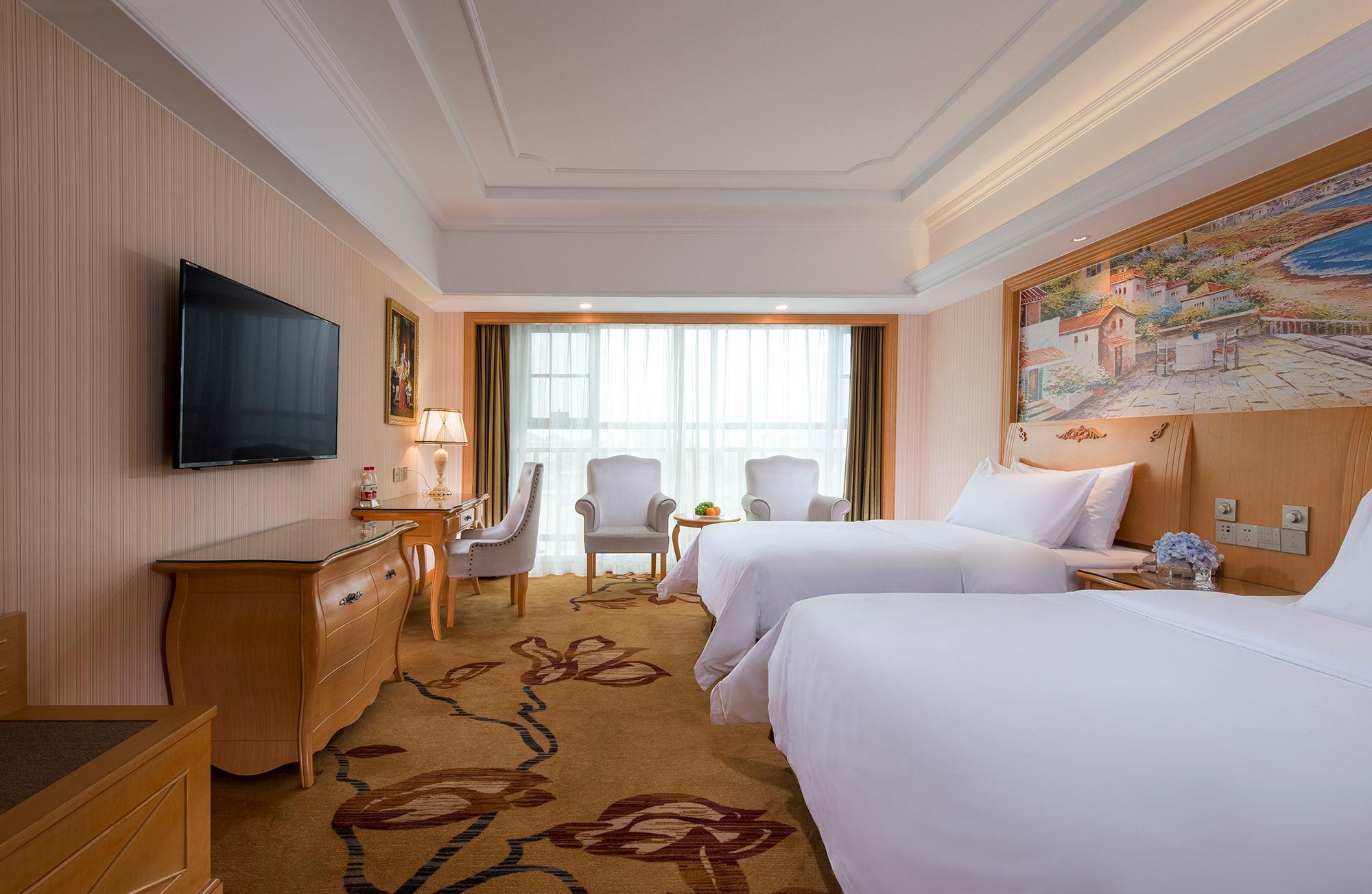 Vienna Hotel (Wuhu Fangte Nanxiang Wanshang) 13/24