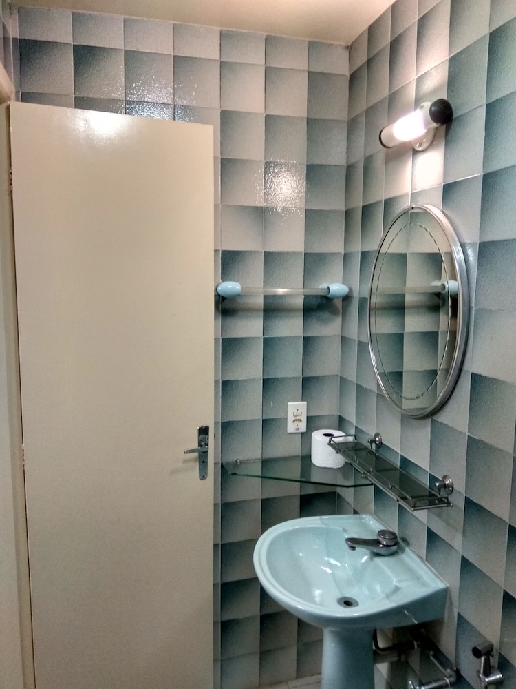 Soratur Hotel & Coworking 40/40