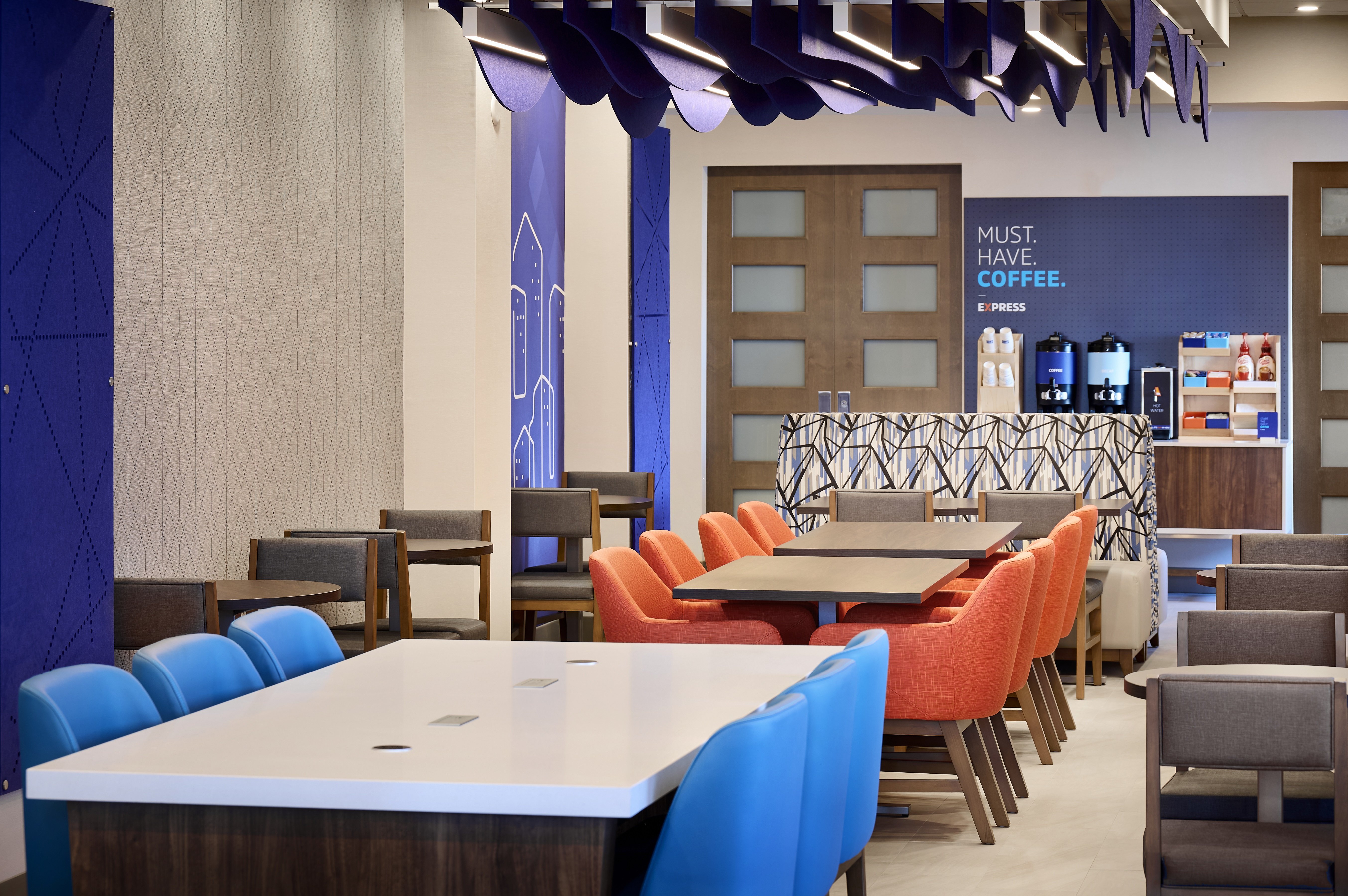 Holiday Inn Express HAMILTON - UPPER JAMES 41/60